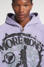 Shadow Walk Zip Purple Washed: Elevate your streetwear with this stylish purple washed zip hoodie.