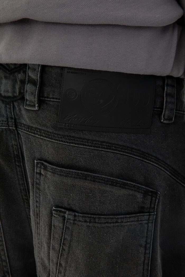 Elevate your style with the Razor Logo Denim in Black.