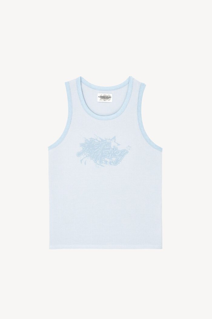 Canvas Tanktop Double Blue: Elevate your casual look with this trendy double blue tanktop.