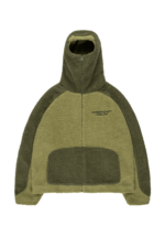 Green multifaced fleece, a stylish and cozy winter essential with a versatile design for added warmth and a touch of nature-inspired fashion