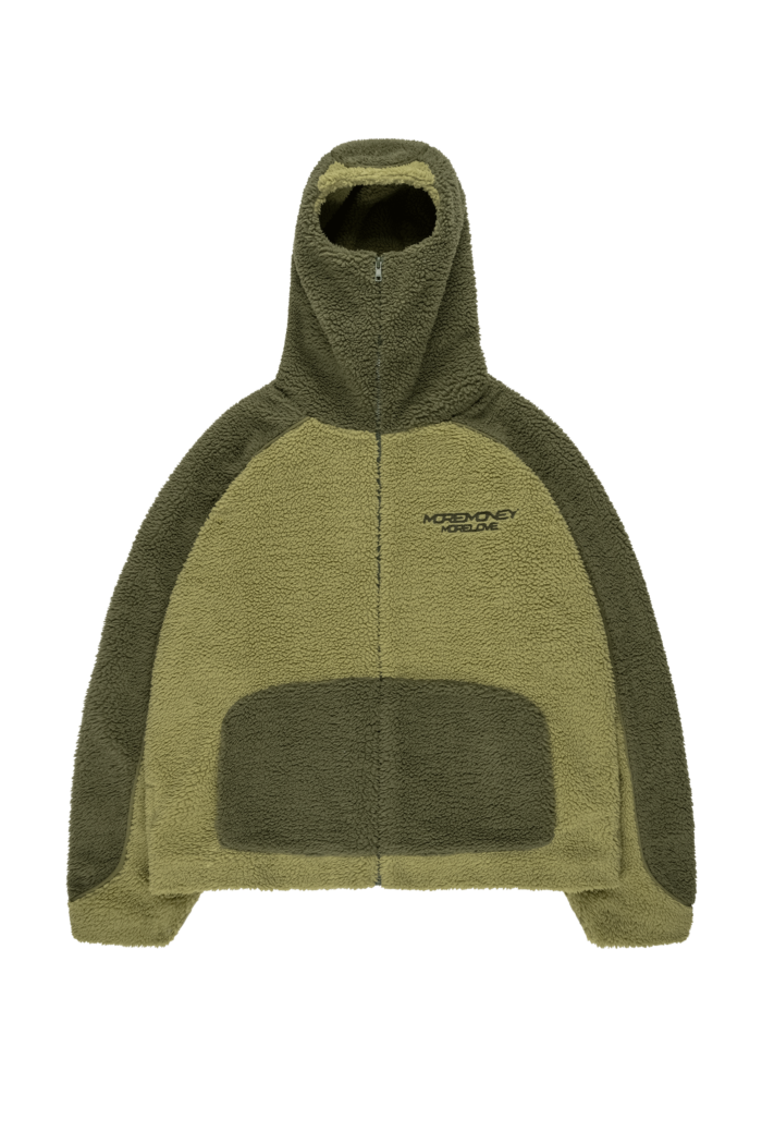 Green multifaced fleece, a stylish and cozy winter essential with a versatile design for added warmth and a touch of nature-inspired fashion